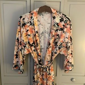 Garnet Hill 3/4 Sleeve Floral Robe Small